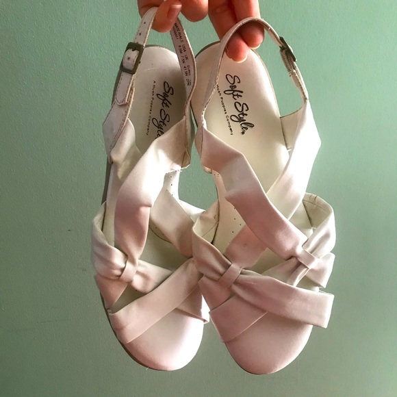 Vintage Criss Cross sling back Sandals - Picture 1 of 6